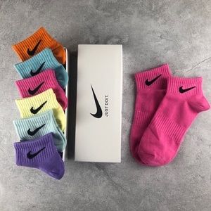 New Nike socks